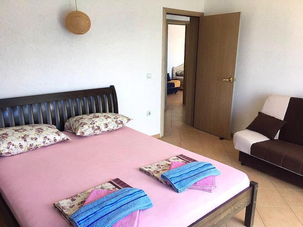 Charming 3-Bedroom Villa for Sale in Ulcinj - Kruce with Pool & Sea View — Montenegro