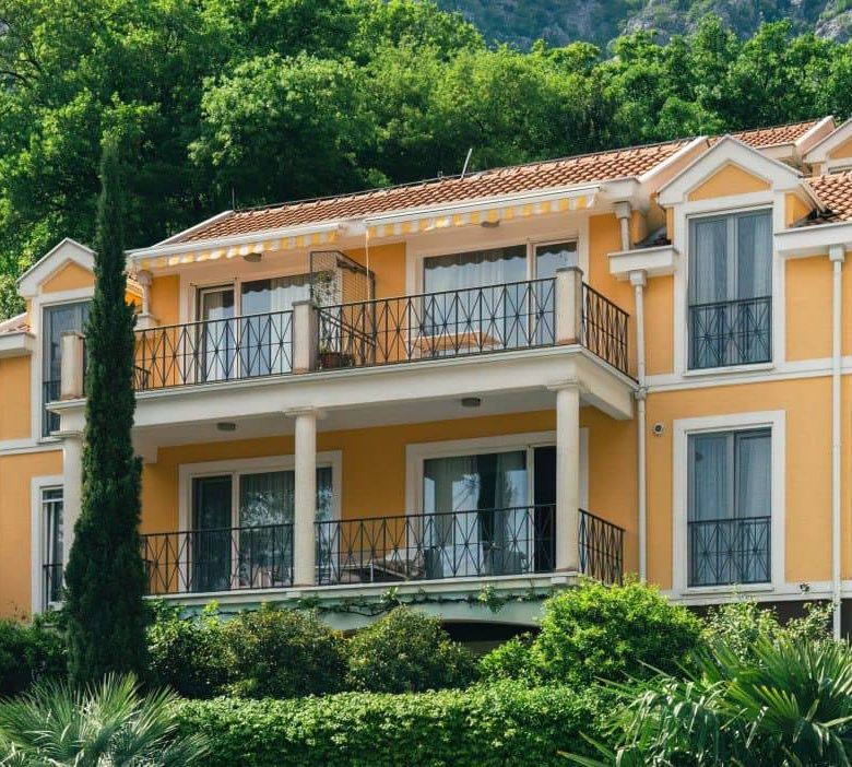 🏡 178m² Sea-View Apartment for Sale Orahovac, Kotor – Bonus: Pool & Parking — Montenegro