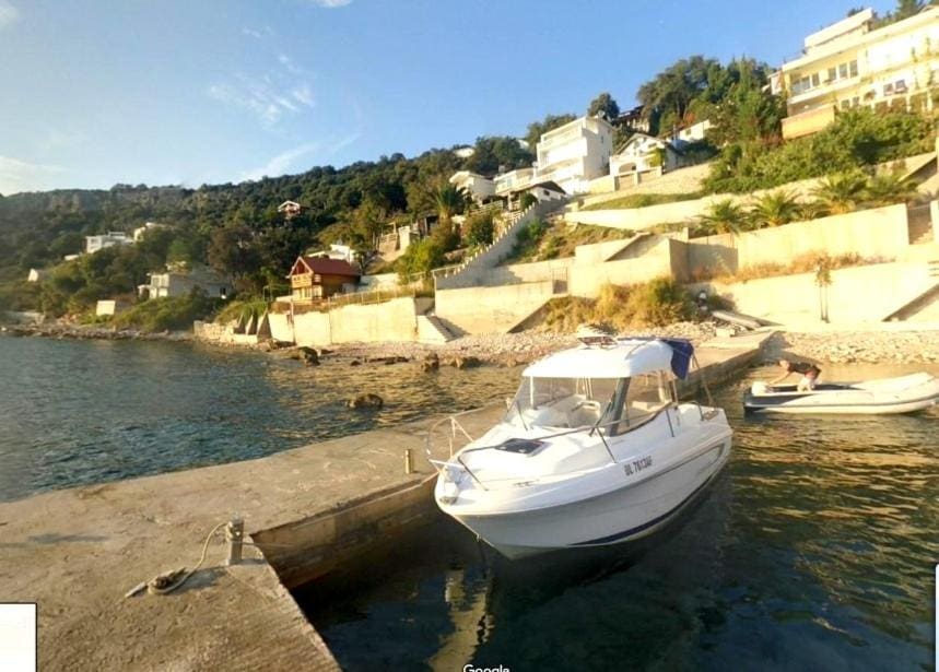 Charming 3-Bedroom Villa for Sale in Ulcinj - Kruce with Pool & Sea View — Montenegro