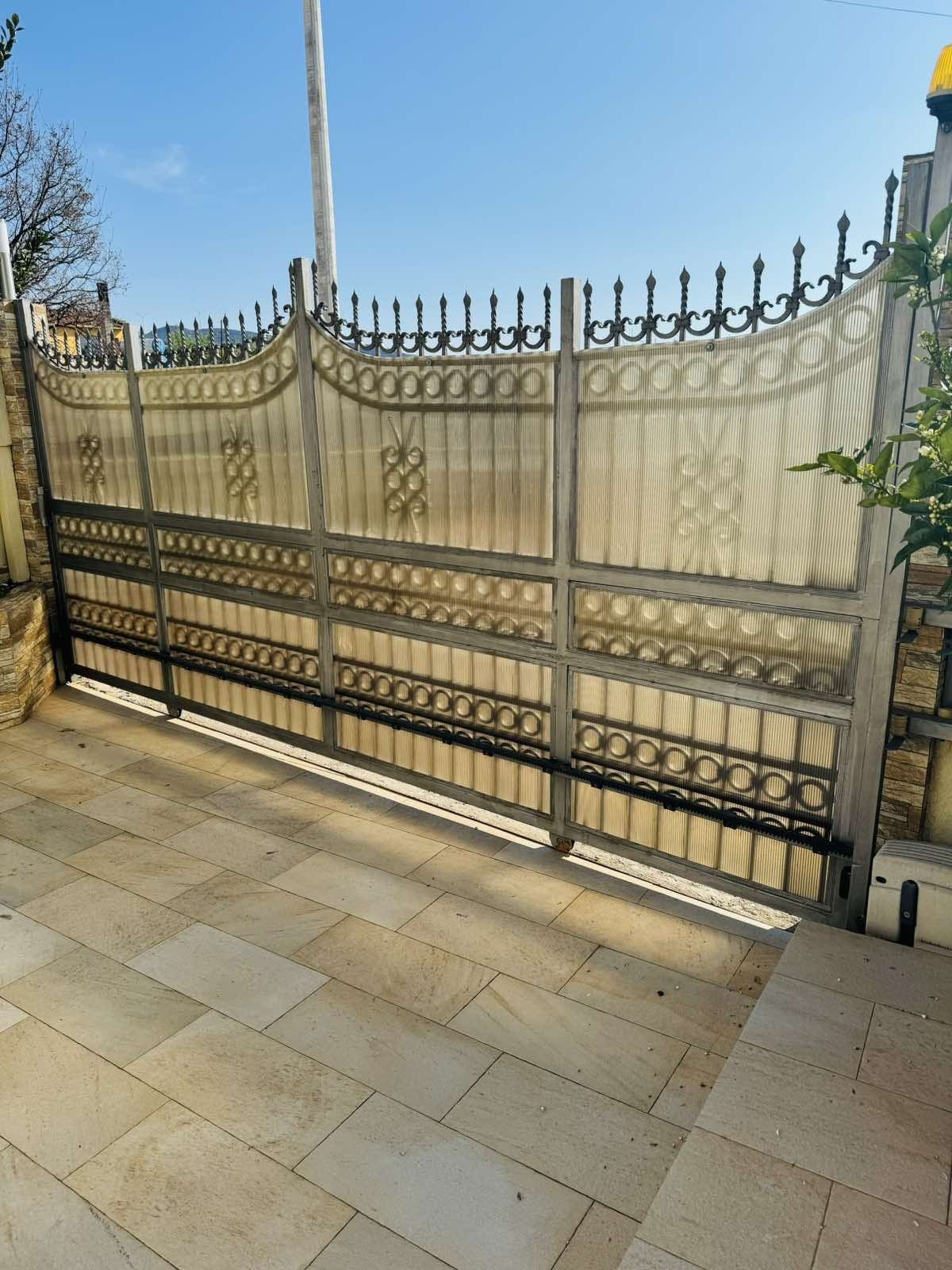 🏡 House for Sale Dobra Voda – 4 Bedrooms, Pool, Sea View — Montenegro