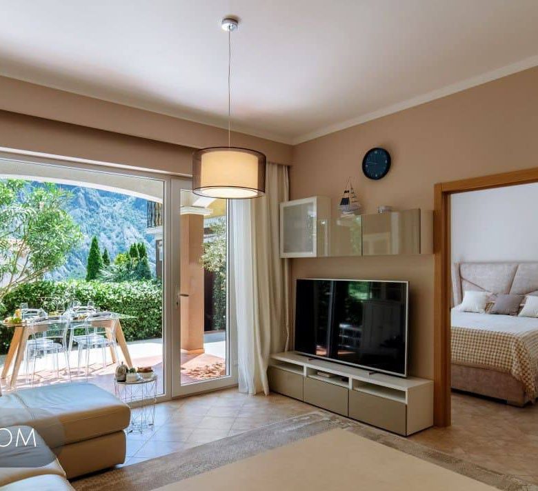 🏡 178m² Sea-View Apartment for Sale Orahovac, Kotor – Bonus: Pool & Parking — Montenegro