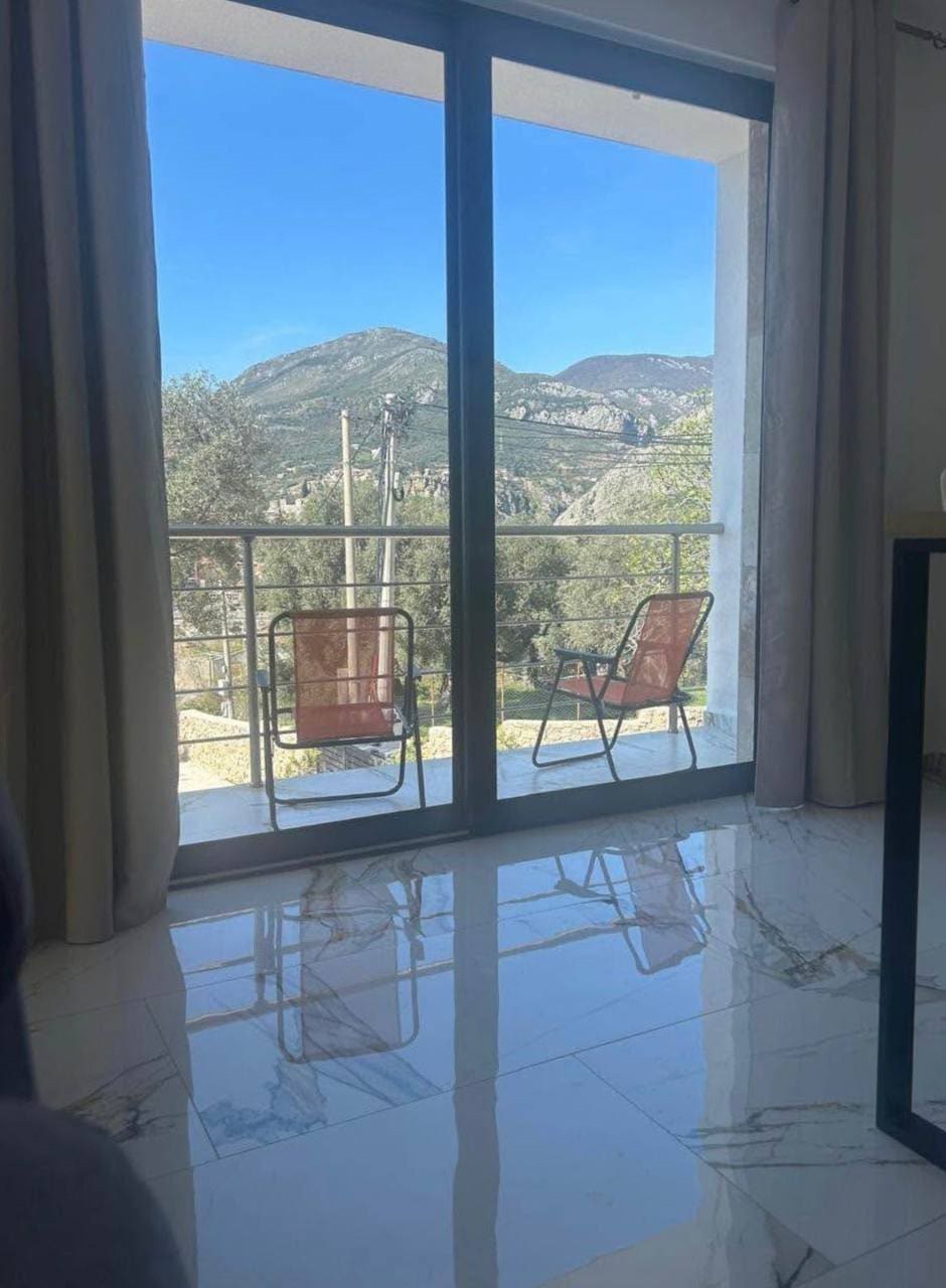 Exquisite Villa for Sale Bar — Montenegro
