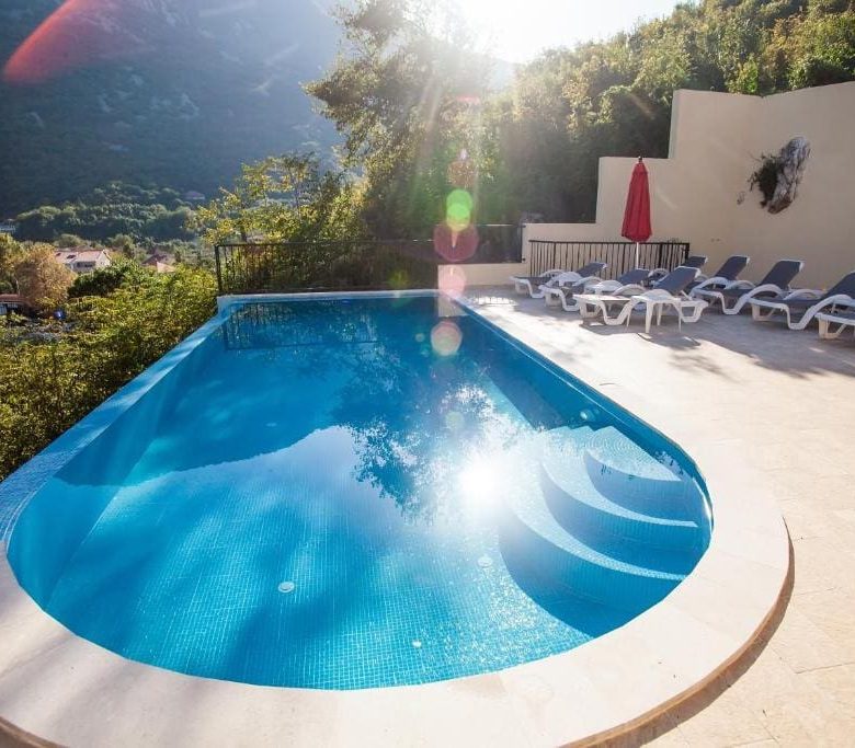 Mini Hotel Kotor Bay – Anahtar Teslim Deniz Manzaralı İşletme Satılık, Morinj — Karadağ