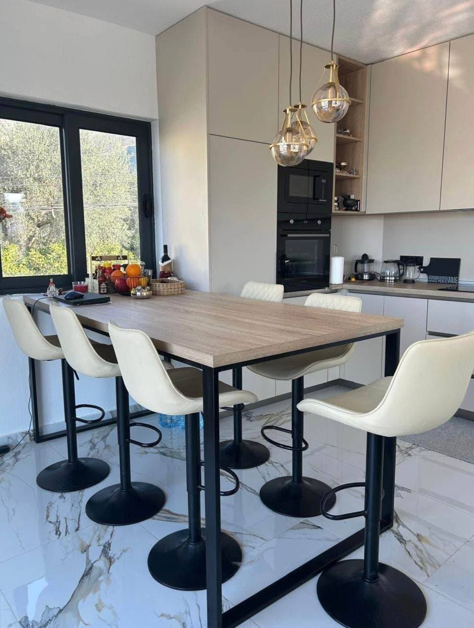 Exquisite Villa for Sale Bar — Montenegro