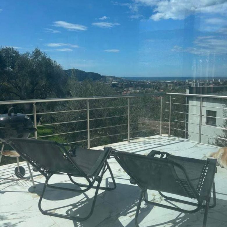 Exquisite Villa for Sale Bar — Montenegro