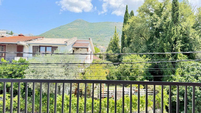 Apartment for Sale Bjeliši – 98m², Renovated, with Mountain View — Montenegro