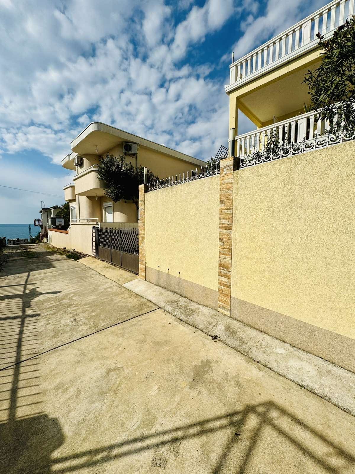 🏡 House for Sale Dobra Voda – 4 Bedrooms, Pool, Sea View — Montenegro
