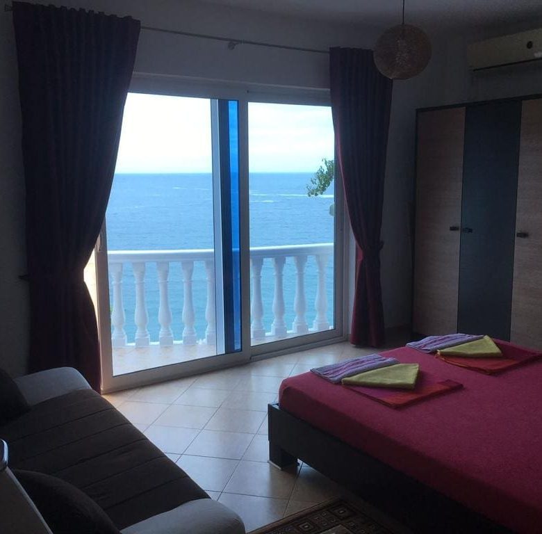Charming 3-Bedroom Villa for Sale in Ulcinj - Kruce with Pool & Sea View — Montenegro