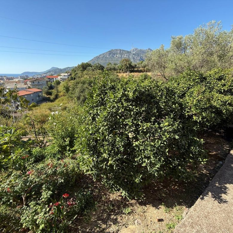 🏡 House for Sale in Bar Montenegro – 200 m² — Montenegro real estate