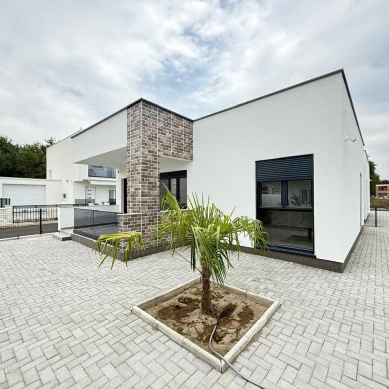 🏡 Modern Bungalow for Sale in Ulcinj Stoj – 86m² with Garden — Montenegro