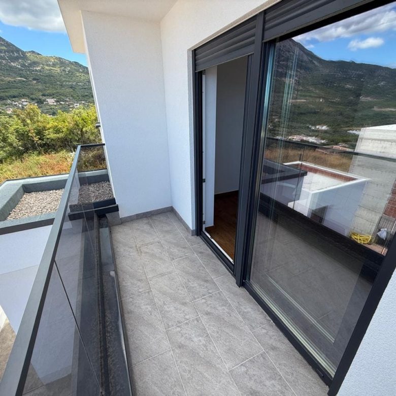 Modern Villa in Dobra Voda – 127m², Furnished, Pool — Montenegro