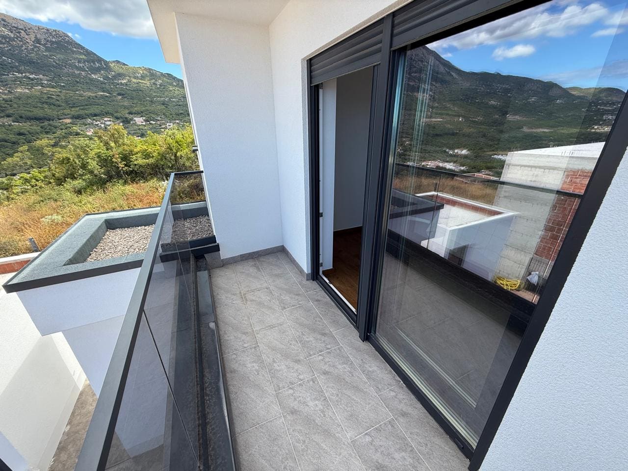 Modern Villa in Dobra Voda – 127m², Furnished, Pool — Montenegro