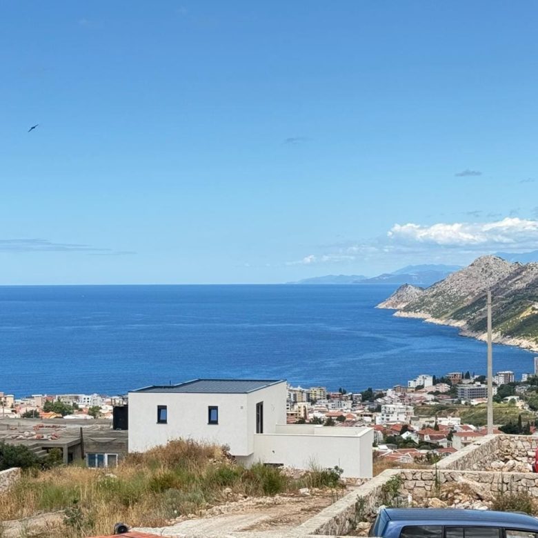 Modern Villa in Dobra Voda – 127m², Furnished, Pool — Montenegro