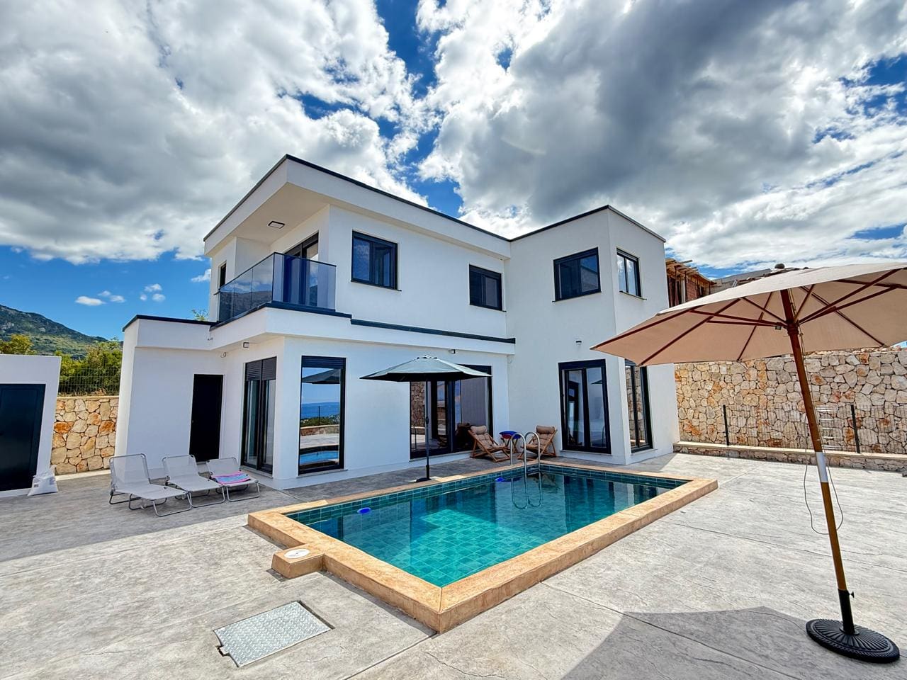 Modern Villa in Dobra Voda – 127m², Furnished, Pool — Montenegro