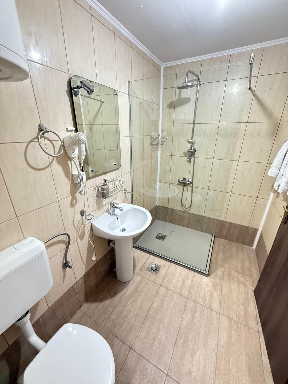 🌊 Apartment in Utjeha Montenegro – 62m² with Sea View and Pool — Montenegro
