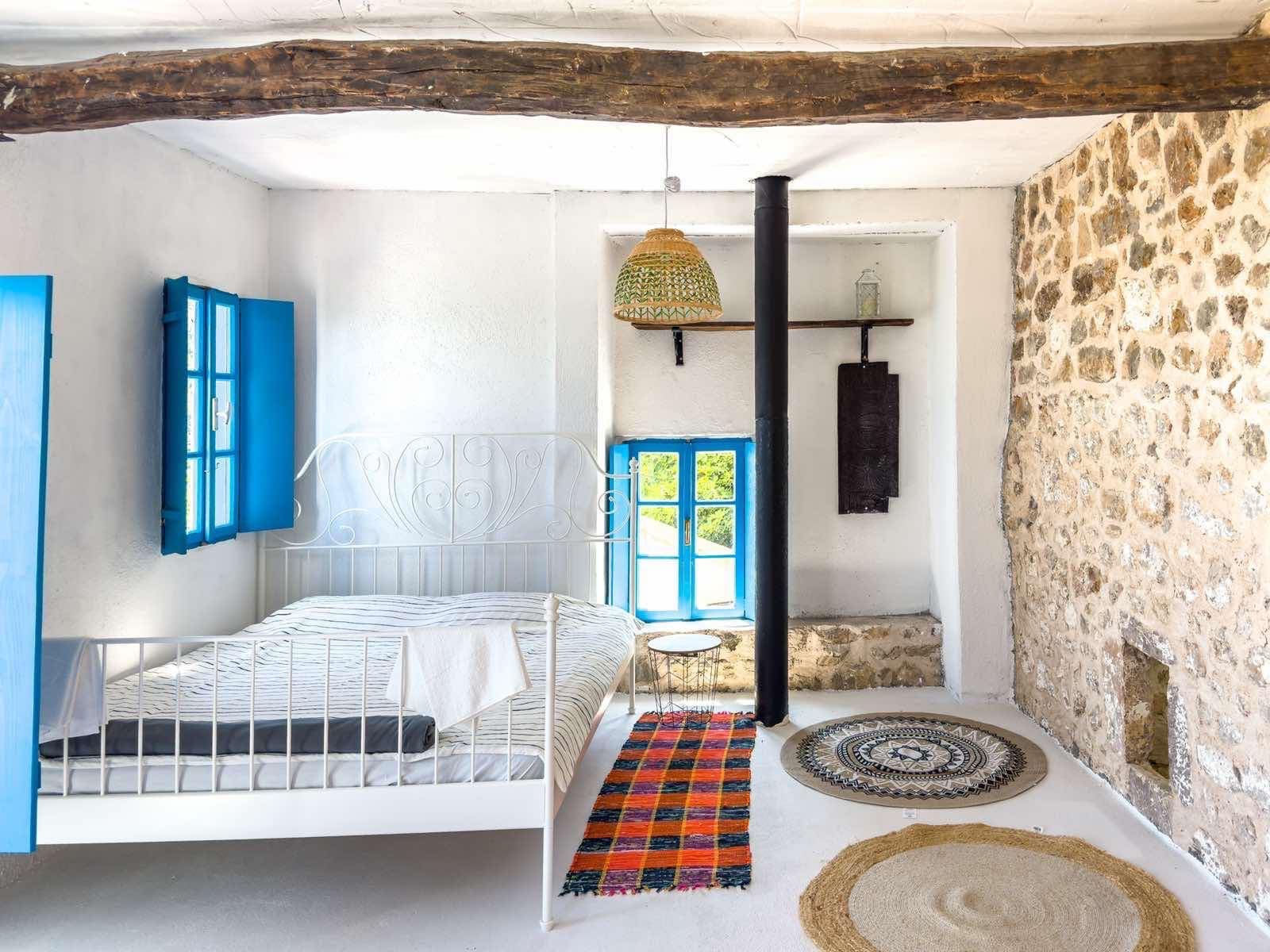 🏡 Stone House in Dobra Voda – 240m² with Stunning Views — Montenegro