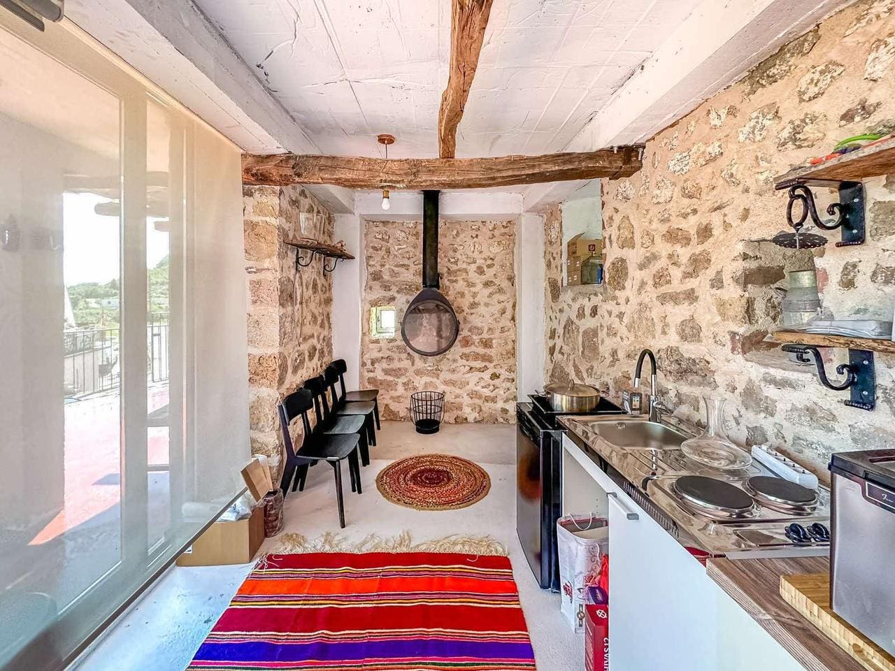 🏡 Stone House in Dobra Voda – 240m² with Stunning Views — Montenegro