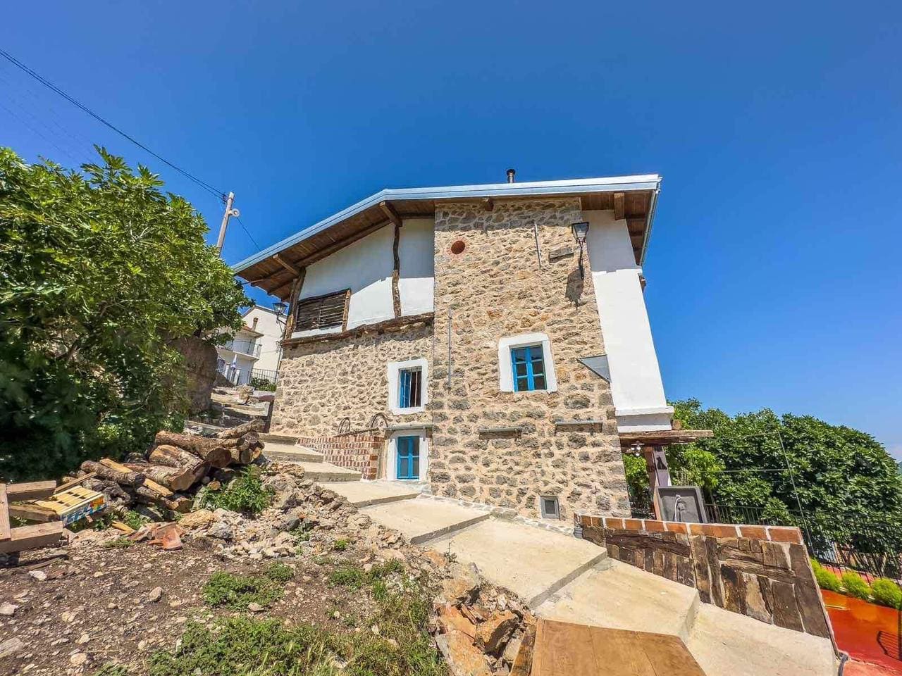 🏡 Stone House in Dobra Voda – 240m² with Stunning Views — Montenegro