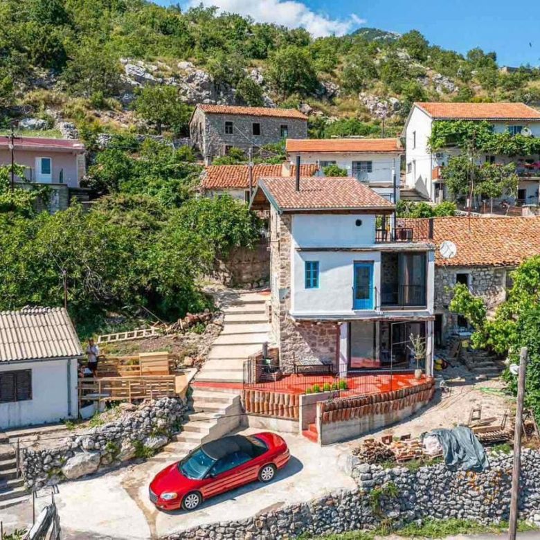 🏡 Stone House in Dobra Voda – 240m² with Stunning Views — Montenegro