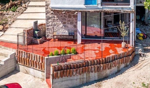 🏡 Stone House in Dobra Voda – 240m² with Stunning Views — Montenegro