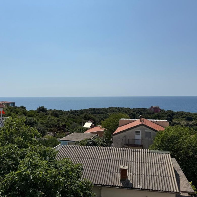 🌊 Apartment in Utjeha Montenegro – 51m² with Sea View and Pool — Montenegro