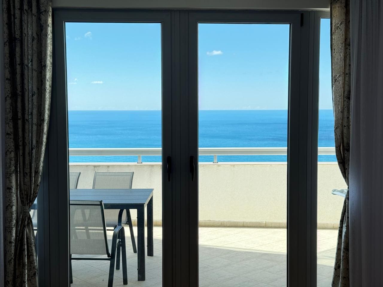 Dobra Voda Apartment with Sea View – 129 m², 3 Bedrooms, Parking & Installment Plan — Montenegro