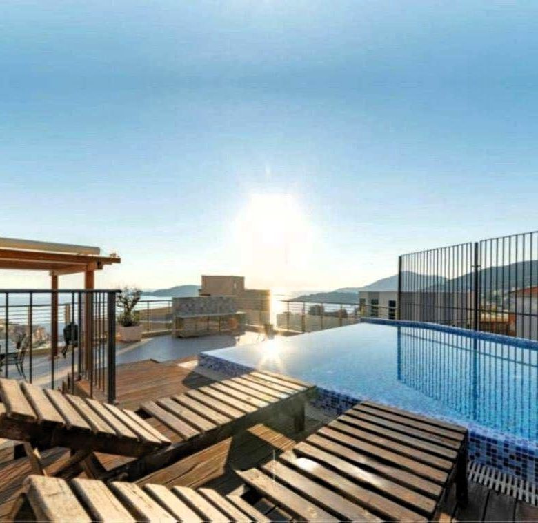 Rafailovici Penthouse with Sea View – 149 m², Rooftop Pool & Terrace