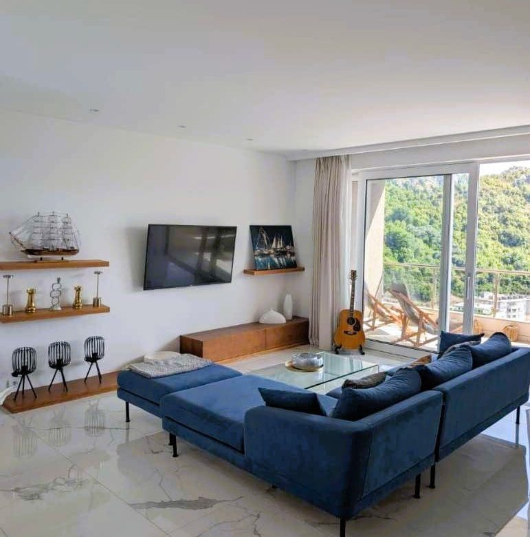 Rafailovici Penthouse with Sea View – 149 m², Rooftop Pool & Terrace — Montenegro
