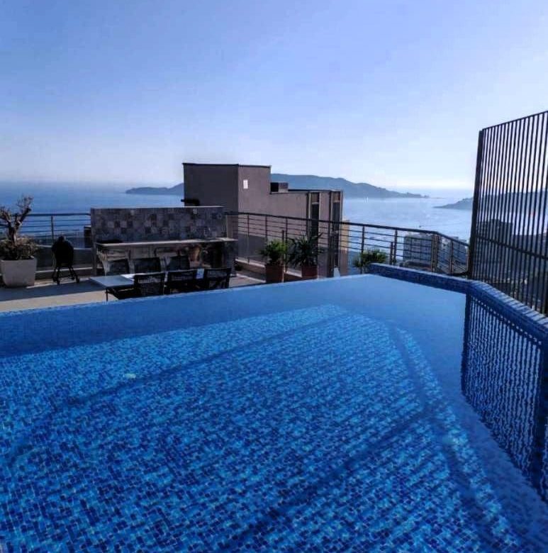 Rafailovici Penthouse with Sea View – 149 m², Rooftop Pool & Terrace — Montenegro