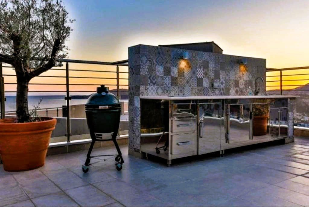 Rafailovici Penthouse with Sea View – 149 m², Rooftop Pool & Terrace — Montenegro