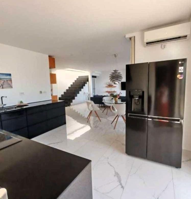 Rafailovici Penthouse with Sea View – 149 m², Rooftop Pool & Terrace — Montenegro