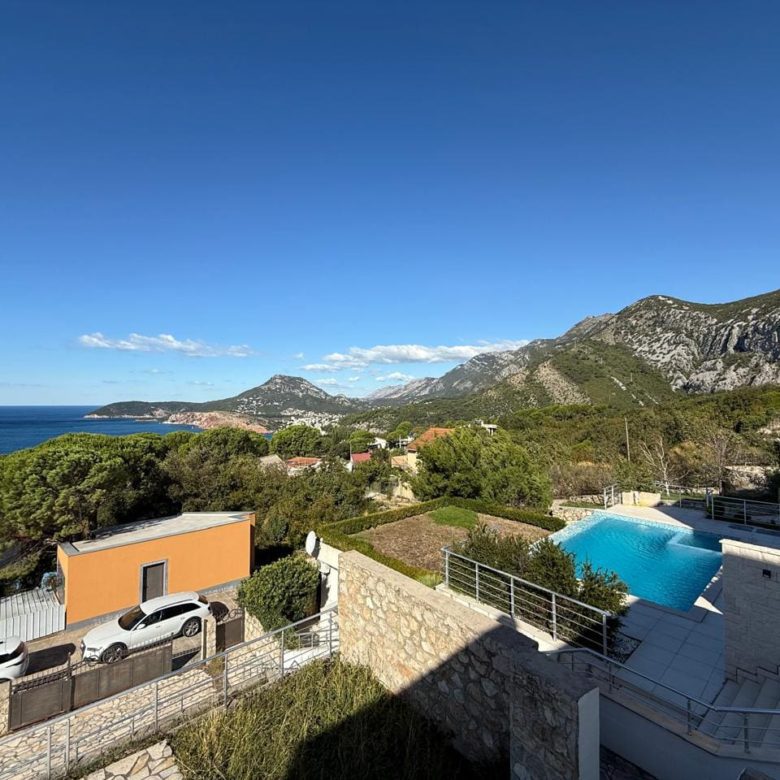Bar Ratac House with Panoramic Sea View – 150 m², Pool & Parking — Montenegro