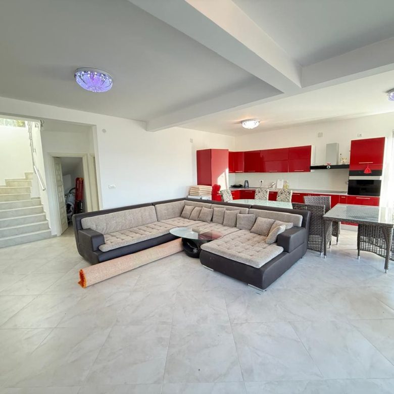 Bar Ratac House with Panoramic Sea View – 150 m², Pool & Parking — Montenegro