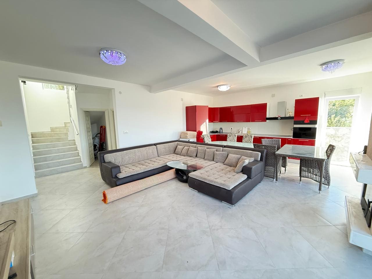 Bar Ratac House with Panoramic Sea View – 150 m², Pool & Parking — Montenegro