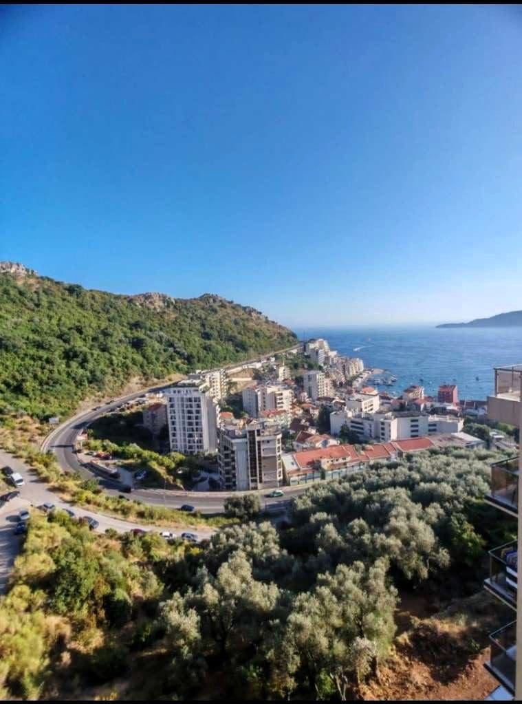 Rafailovici Penthouse with Sea View – 149 m², Rooftop Pool & Terrace — Montenegro