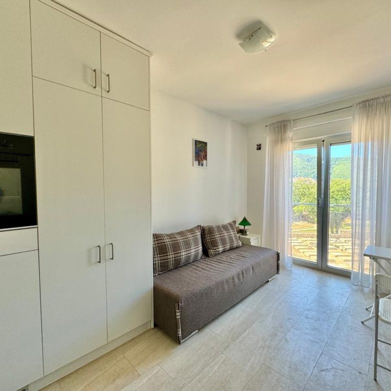 Studio Apartment in Budva – 17 m² Near HDL Hypermarket