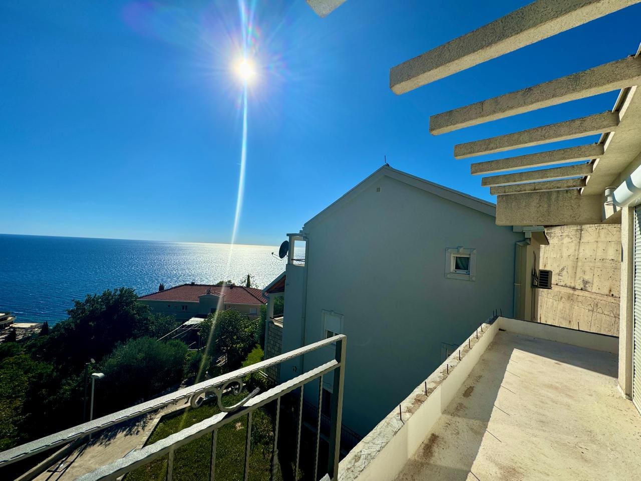 real-estate-perazica-do Townhouse with Sea View in Perazića Do