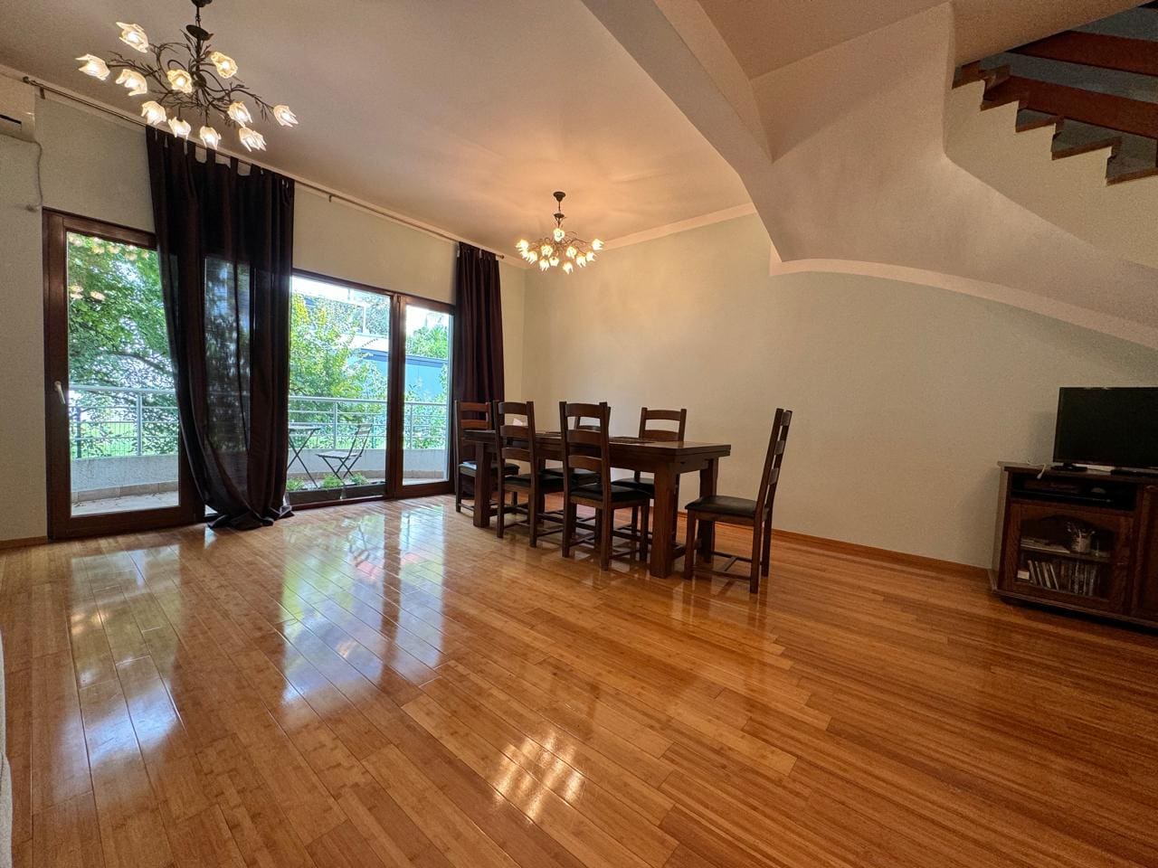 Risan Duplex Apartment – 130 m², Sea View & Pool — Montenegro