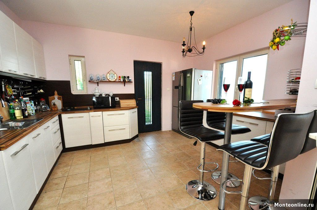Villa with Sea View in Baosici – 365 m² Luxury Dream — Montenegro