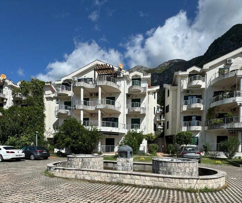 Risan Duplex Apartment – 130 m², Sea View & Pool — Montenegro