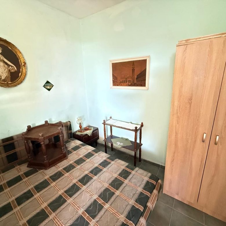 Sutomore House Portion – 108 m², Separate Entrance, 350 m to the Sea — Montenegro