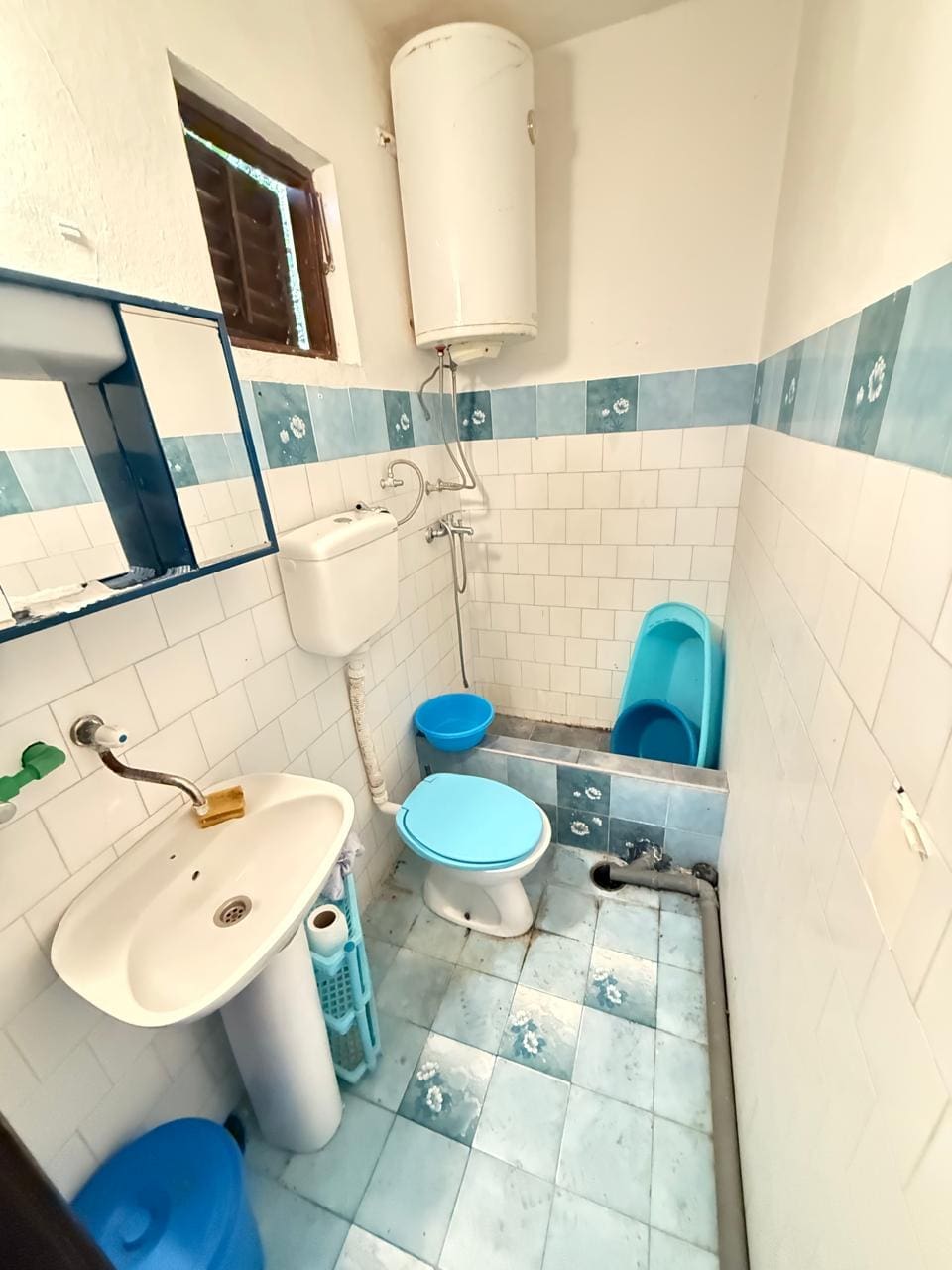Sutomore House Portion – 108 m², Separate Entrance, 350 m to the Sea — Montenegro