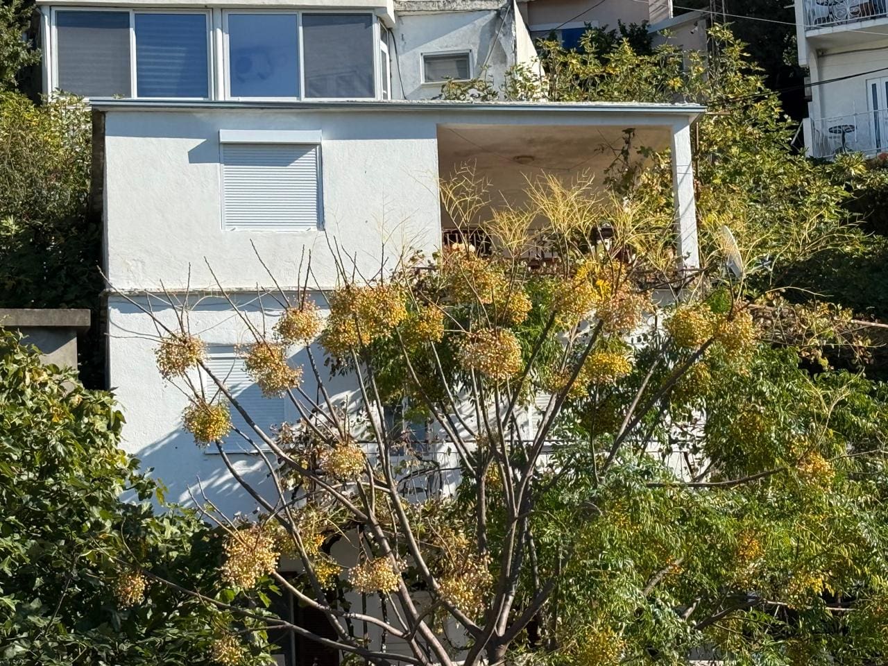 Sutomore House Portion – 108 m², Separate Entrance, 350 m to the Sea — Montenegro