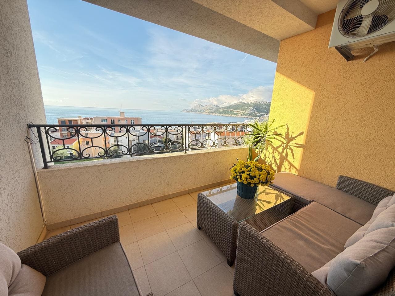 Dobra Voda Apartment – 73 m², Sea View, Garage, 230 m to the Sea