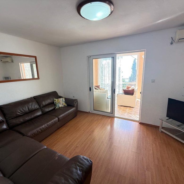 Bar Duplex House with Sea View – 178 m², 237 m² Plot, 550 m to the Sea — Montenegro