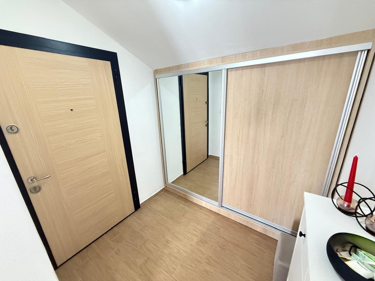 Dobra Voda Apartment – 73 m², Sea View, Garage, 230 m to the Sea
