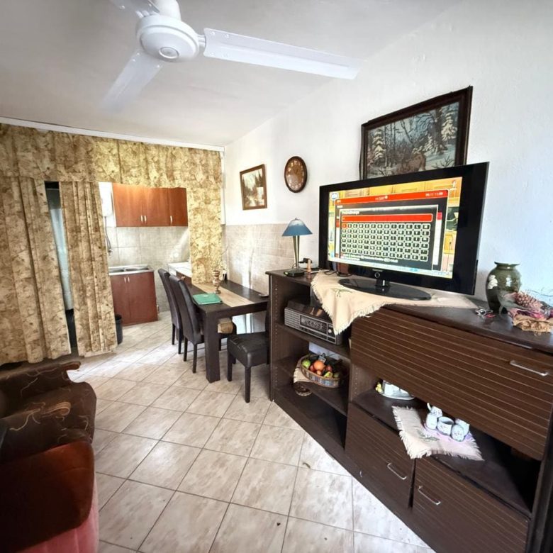 Sutomore House Portion – 108 m², Separate Entrance, 350 m to the Sea — Montenegro