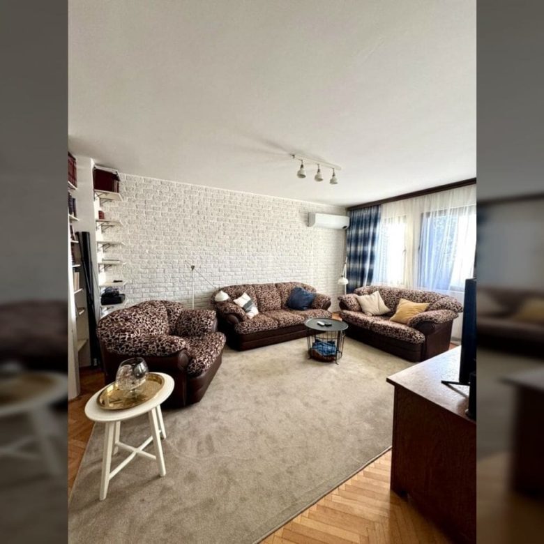 Family Apartment for Rent Seljanovo Tivat with Panoramic Views
