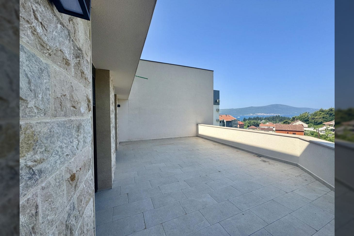Duplex Apartment for Rent Tivat with Large Terraces — Montenegro