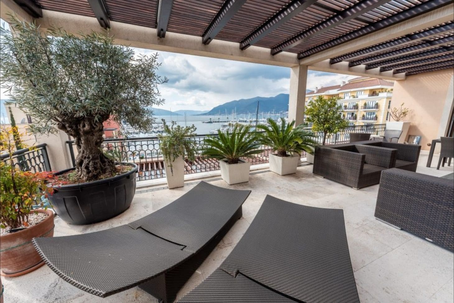 Luxury Penthouse Porto Montenegro – Exclusive 258 m² Dream — Montenegro
